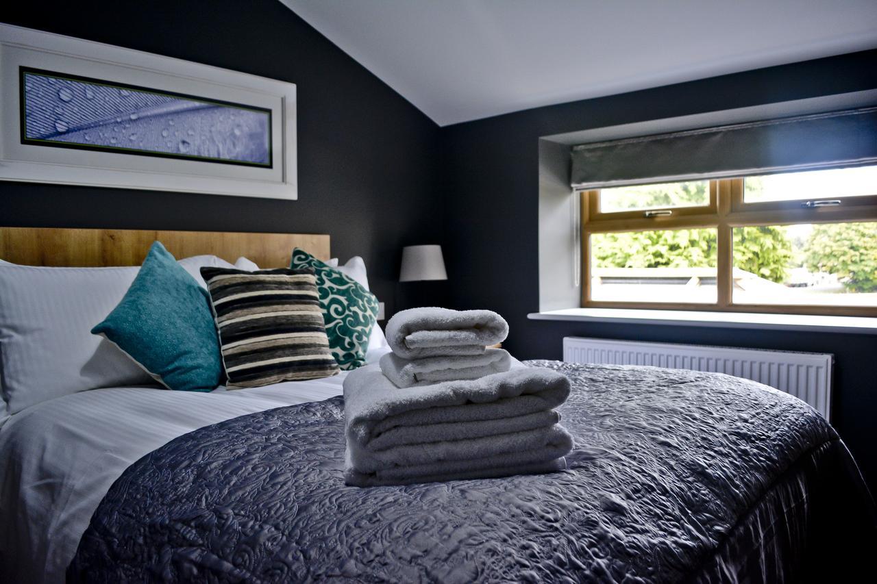 The Ugly Duckling Bed & Breakfast Telford Eksteriør bilde