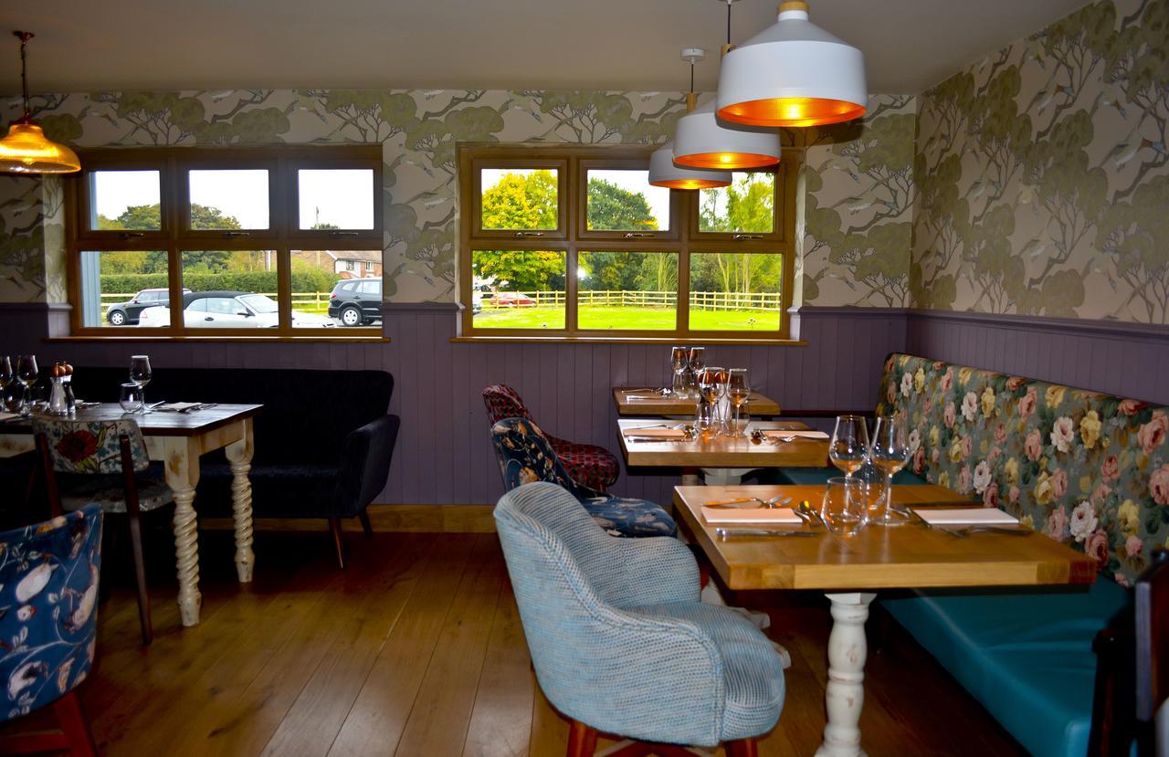 The Ugly Duckling Bed & Breakfast Telford Eksteriør bilde