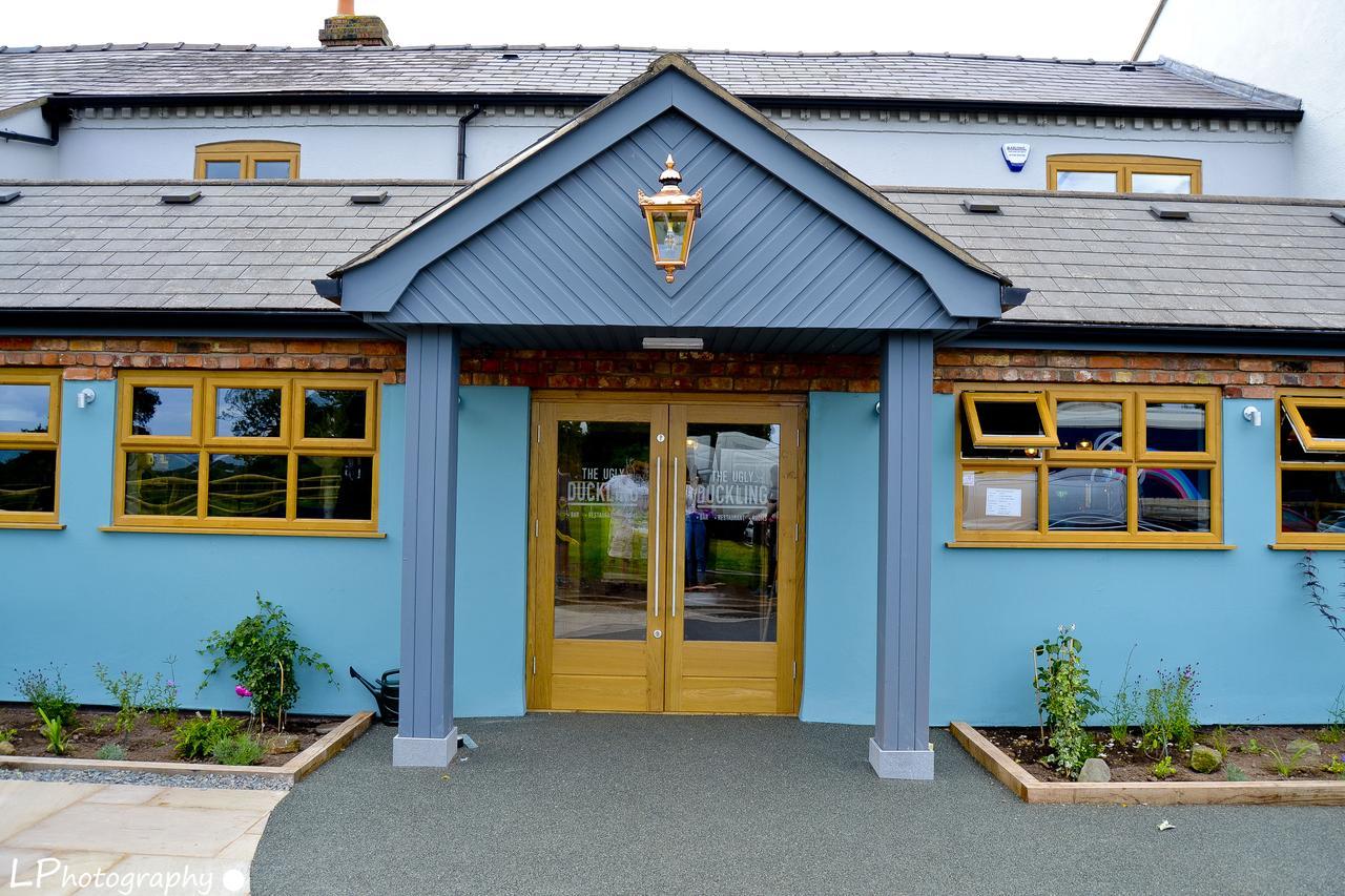 The Ugly Duckling Bed & Breakfast Telford Eksteriør bilde